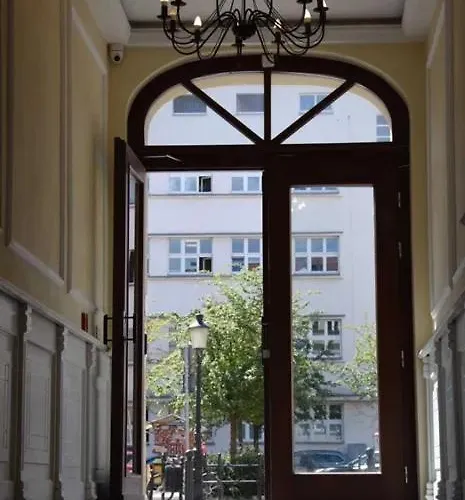 Officyna Apartment *